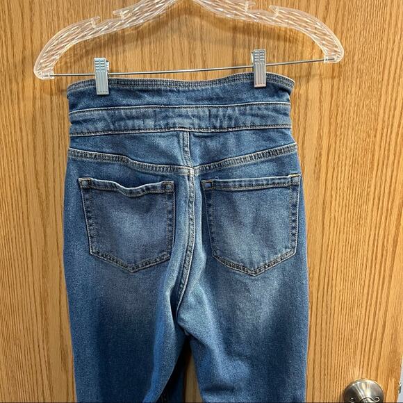 Hollister Vintage Stretch Ultra High Rise Mom Jeans Women's Size 26 Waist x 27 L - Picture 6 of 9